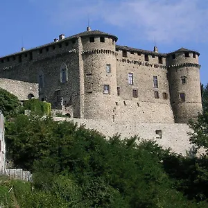 Castello Di Relais Museum Hotel